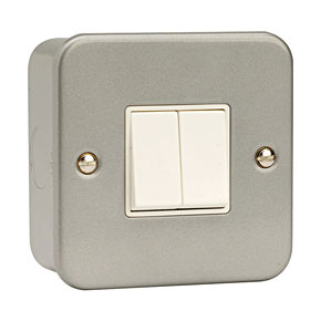 CL012 | Scolmore | 10A 2 Gang 2 Way Metalclad Switch | Superlec Direct